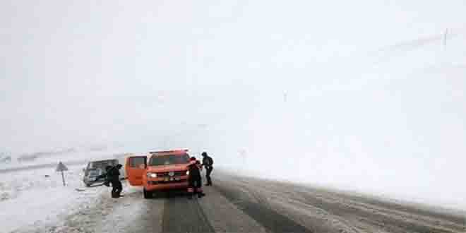 Dağda Mahsur Kalan Çobanlar ile Küçükbaş Hayvanlar Kurtarıldı