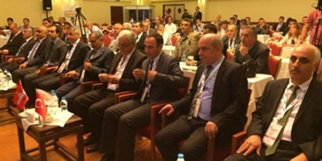 Elazığ`da Ulusal Kümes Hayvanları Kongresi Başladı