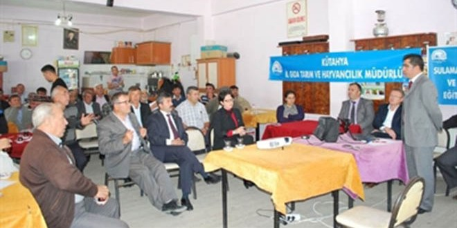 Pazarlar`da Çiftçiye Sulama Eğitimi