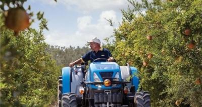 2015`in Ödüllü Traktörü Adana`da