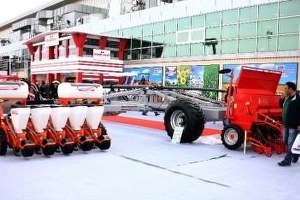 Türkiye`den Rusya`ya Özel Tarım Makinesi