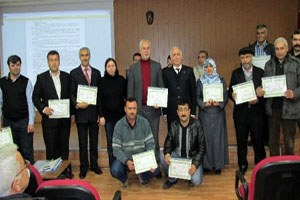 Anaarı Yetiştircileri ve Arı Sütü Üreticileri Bakanlık Sertifikalarını Aldı