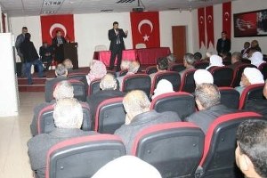 Çiftçilere Seminer Verildi