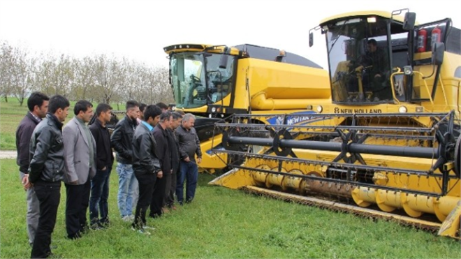 Elazığ`da Biçerdöver Operatörlerine Uygulamalı Eğitim