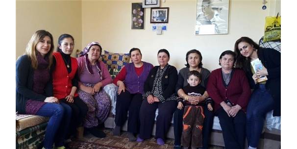 Yozgat`ta Köylü Kadınlara Hayvan Bakımı Eğitim Veriliyor