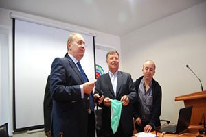 Malkara`da 68 Çiftçiye Kurayla 680 İthal İnek Dağıtıldı