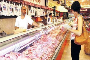 Boyalı tavuğa dikkat edin!