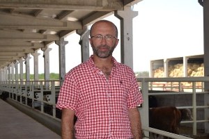 Yüzde 60`lık Destek ile Standartlara Uygun Hayvancılık Yapıyor