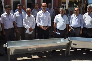 Kahramanmaraş`ta Meralar İçin Sıvat Dağıtıldı