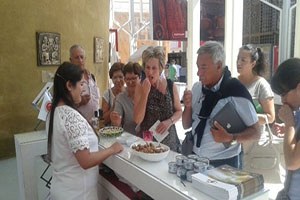 Zeytin ve Zeytinyağı İtalya`da Tanıtıldı