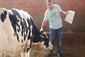 Tiap Bam`ın Bu Buluşu Çiçek Hastası Hayvanların İmdadına Yetişiyor