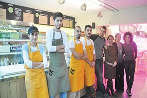 Taksim`de Tarım Yapılan Restoran: Ek Biç Ye İç