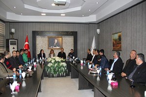 Baharatçılara, Dünya Pazarlarının Yolu Açılıyor