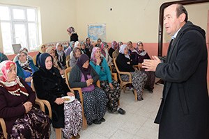 Aksaray`da Kadın Çobanlar Yetişiyor