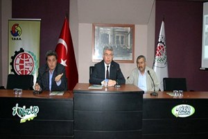 Zeytinyağı Sektörünün Sorunları Masaya Yatırıldı