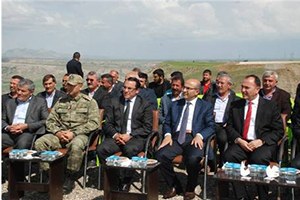 Kahta`lı Arıcılara Kovan Desteği