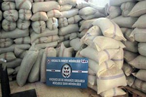 Kocaeli`de 139 Ton Kaçak Çay Ele Geçirildi