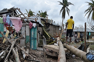 Haiti`de 800.000 İnsan Acil Gıda Yardımı Bekliyor!