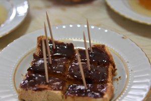 Ekmek Üstüne Sürülen Elma Üretildi: Şokelma