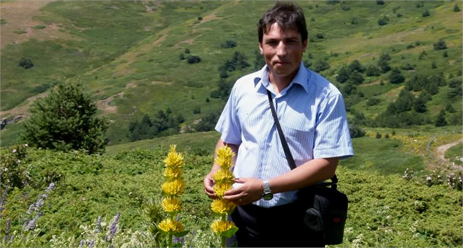 Doğanın Mucizevi Bitkilerinin Dostu ve Araştırmacısı :Nazım Tanrıkulu